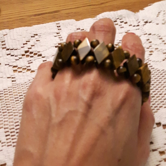 Beaded tigereye Stone stretchy bracelet - Picture 8 of 9